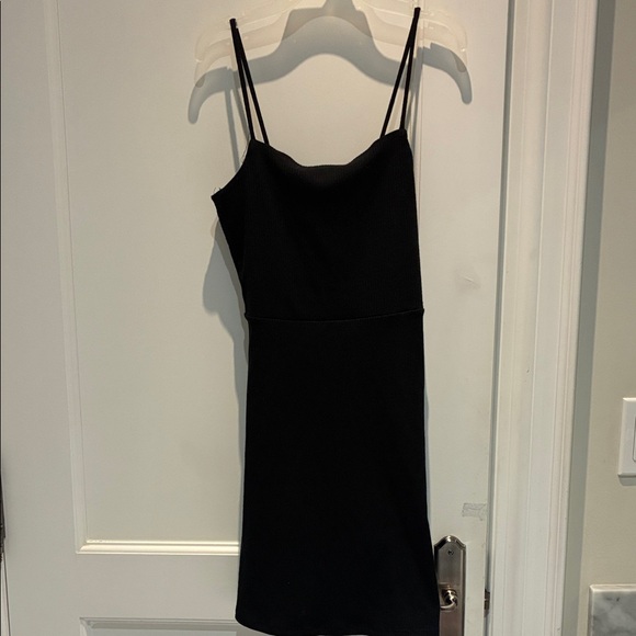 Bluenotes Dresses & Skirts - Bluenotes Elegant Black Spaghetti Strap Dress 👵MT